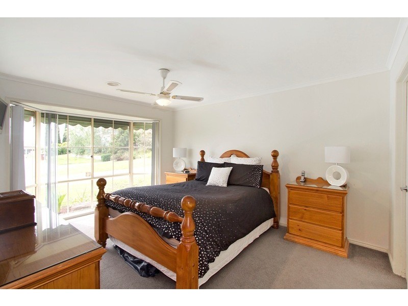 19 Janson Close, Narre Warren South VIC 3805