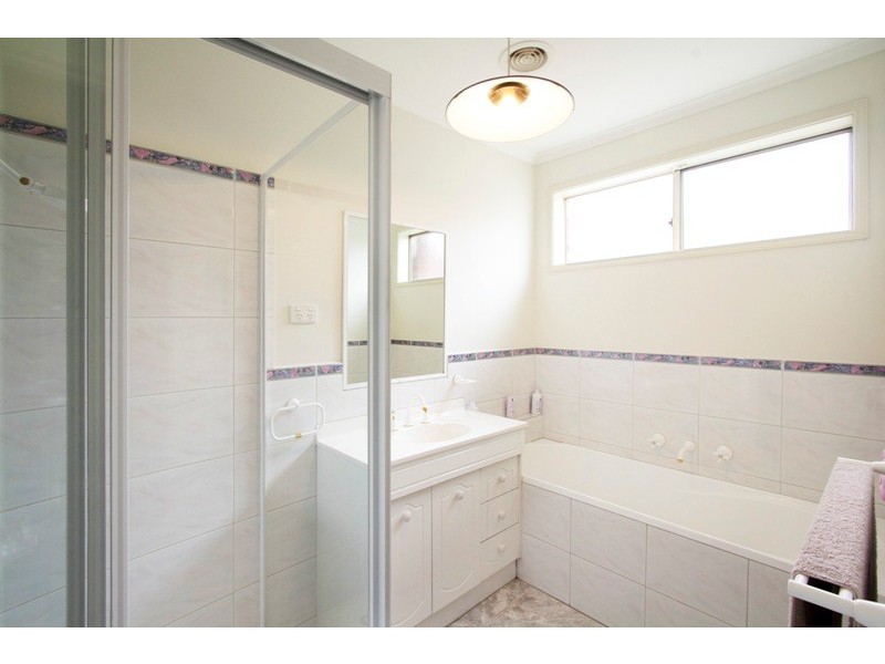 19 Janson Close, Narre Warren South VIC 3805