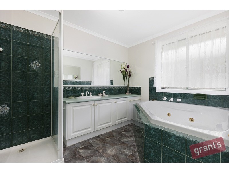 110 Kurrajong Road, Narre Warren VIC 3805