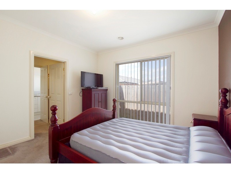 11 Natanya Drive, Pakenham VIC 3810