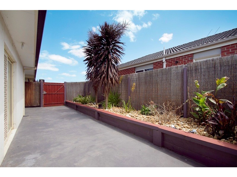 11 Natanya Drive, Pakenham VIC 3810