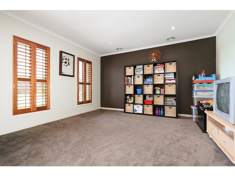 7 Locky Grove, Lyndhurst VIC 3975