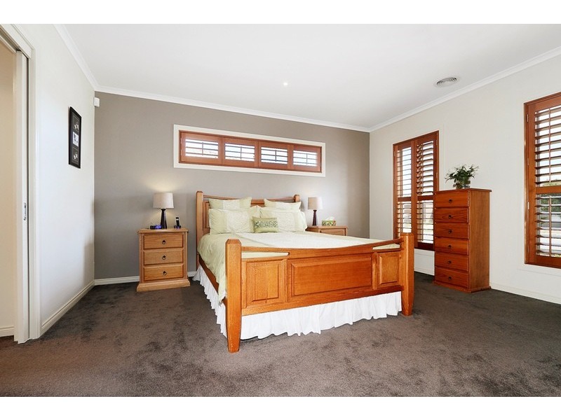 7 Locky Grove, Lyndhurst VIC 3975