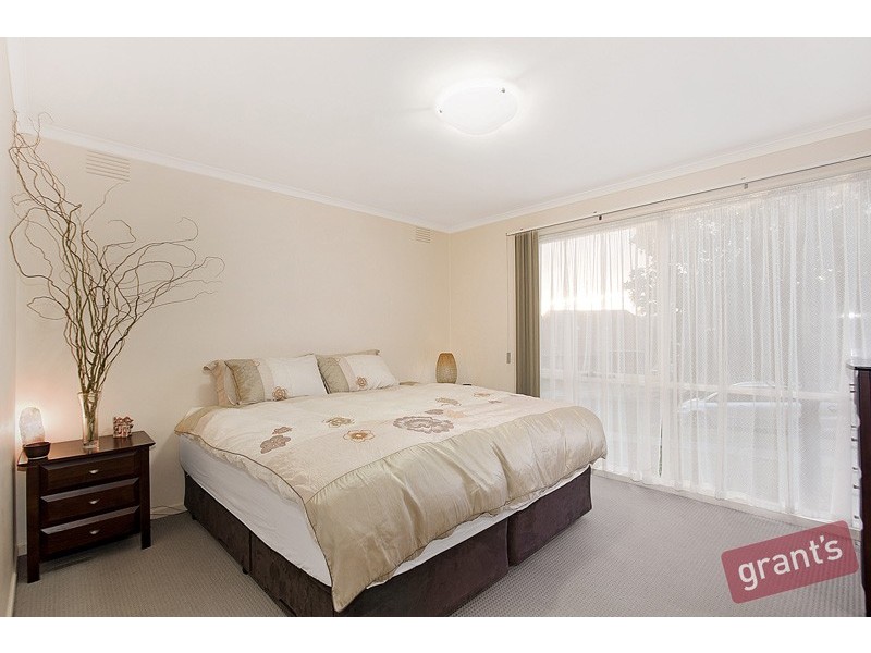 9 Derry Close, Endeavour Hills VIC 3802