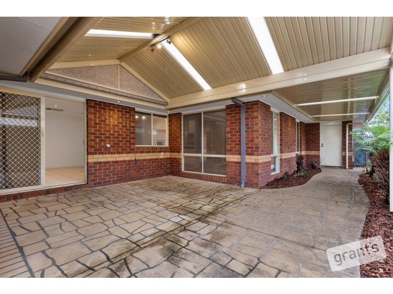 71 Harold Keys Drive, Narre Warren South VIC 3805