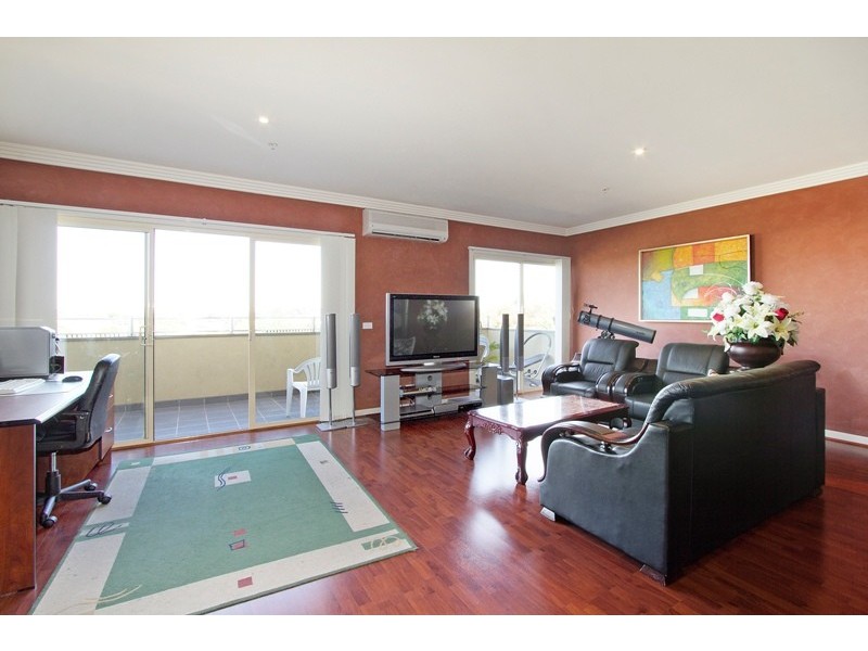 19/61-63 Clow Street, Dandenong VIC 3175