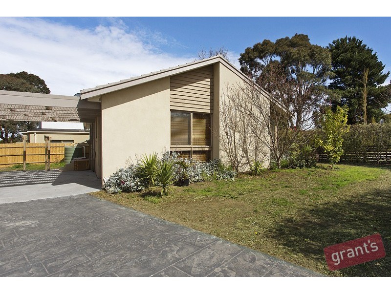 14 Bickford Place, Hallam VIC 3803
