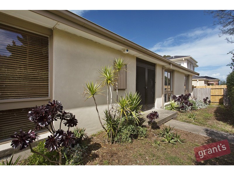 14 Bickford Place, Hallam VIC 3803