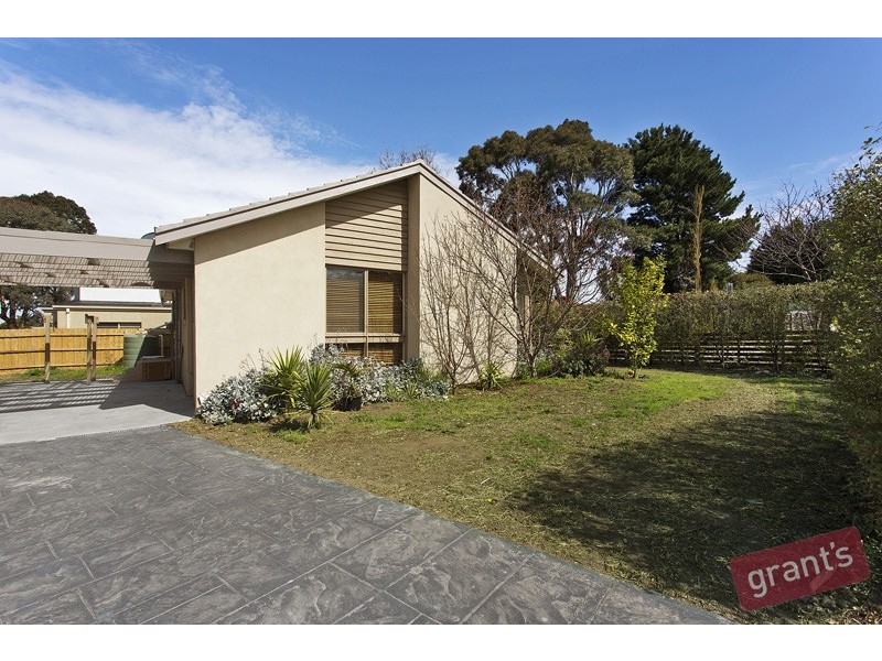 14 Bickford Place, Hallam VIC 3803