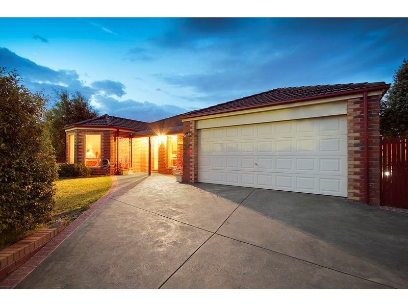 4 Pendle Close, Narre Warren South VIC 3805
