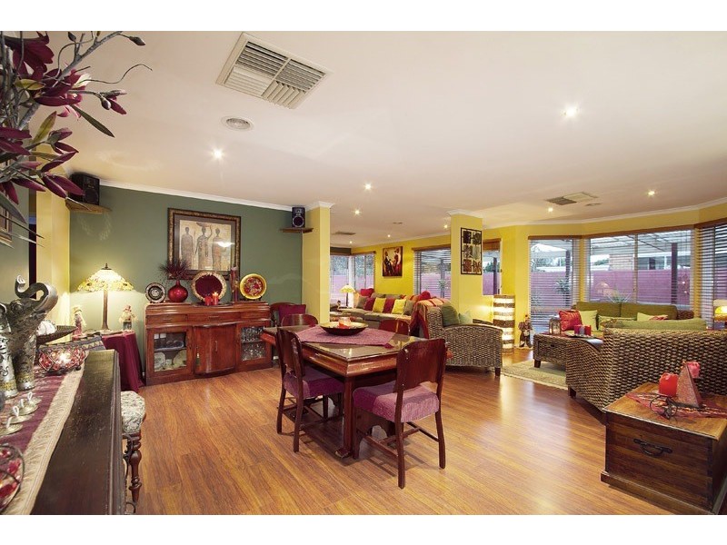 4 Pendle Close, Narre Warren South VIC 3805