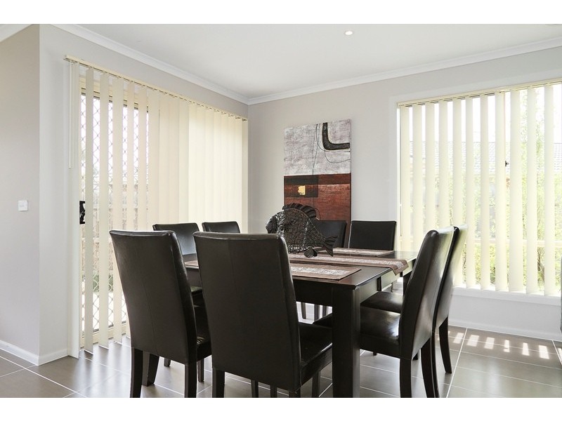 47 Sallybrook Circuit, Narre Warren VIC 3805