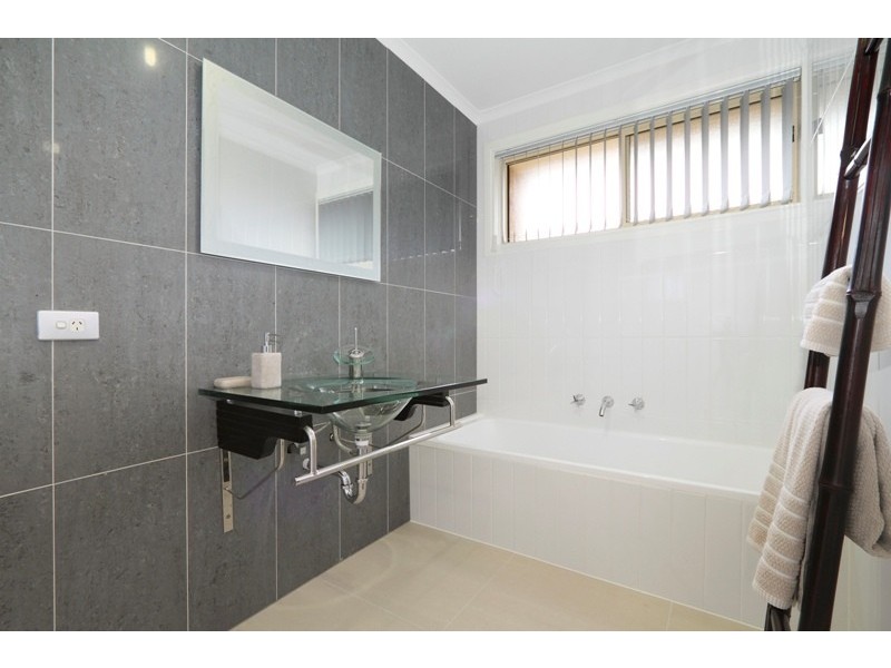 3/1-3 Emily Drive, Narre Warren VIC 3805