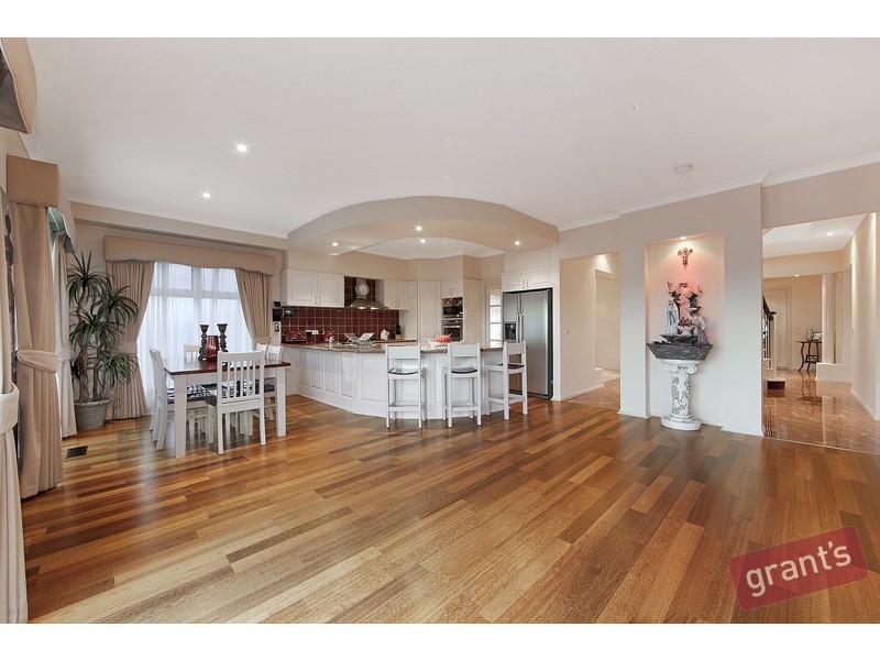 17 Daintree Grove, Narre Warren VIC 3805