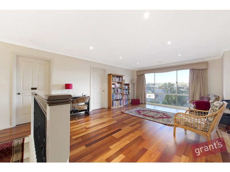 17 Daintree Grove, Narre Warren VIC 3805