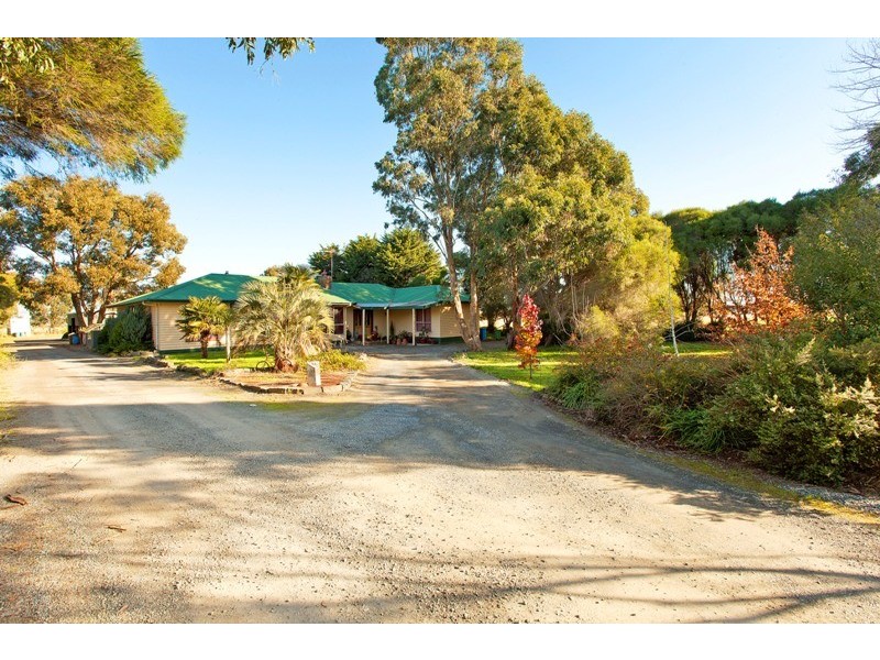 105 Grices Road, Berwick VIC 3806