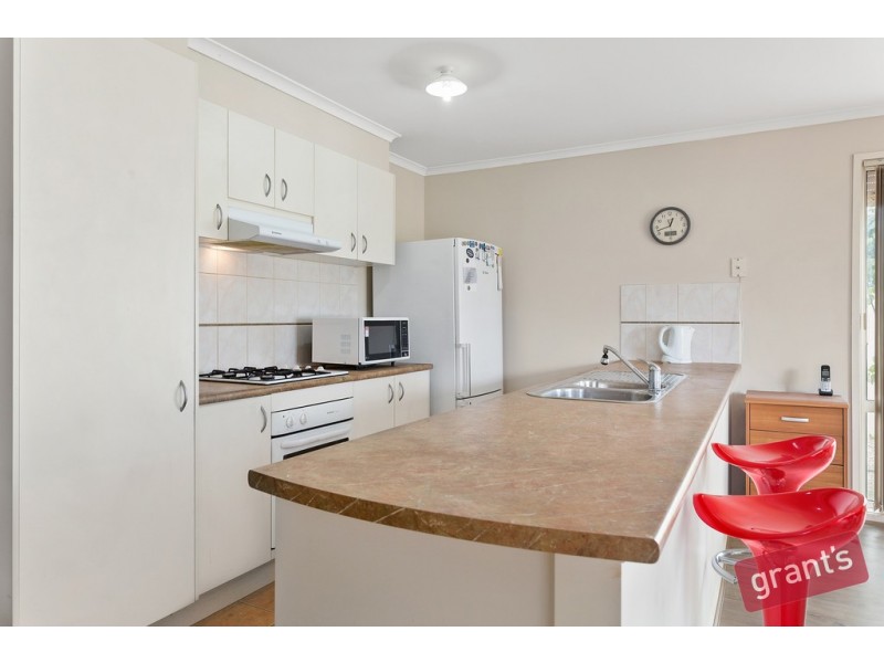 80 Harold Keys Drive, Narre Warren South VIC 3805