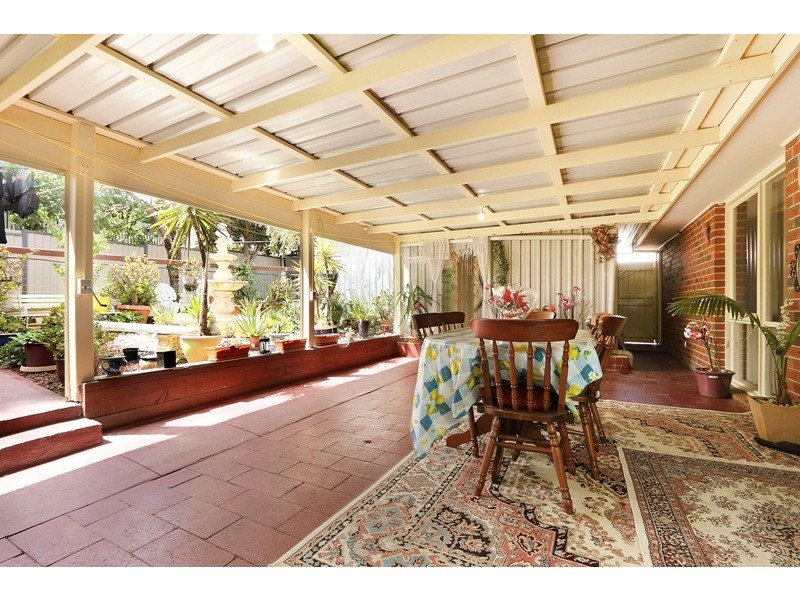 51 Gleneagles Drive, Endeavour Hills VIC 3802