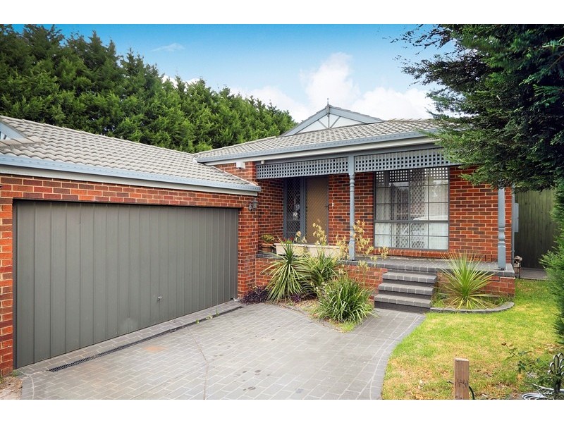 16 Cumulus Court, Hampton Park VIC 3976