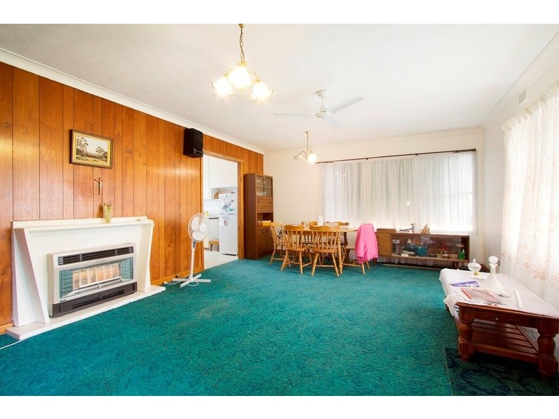 9 Stenocarpus Drive, Doveton VIC 3177