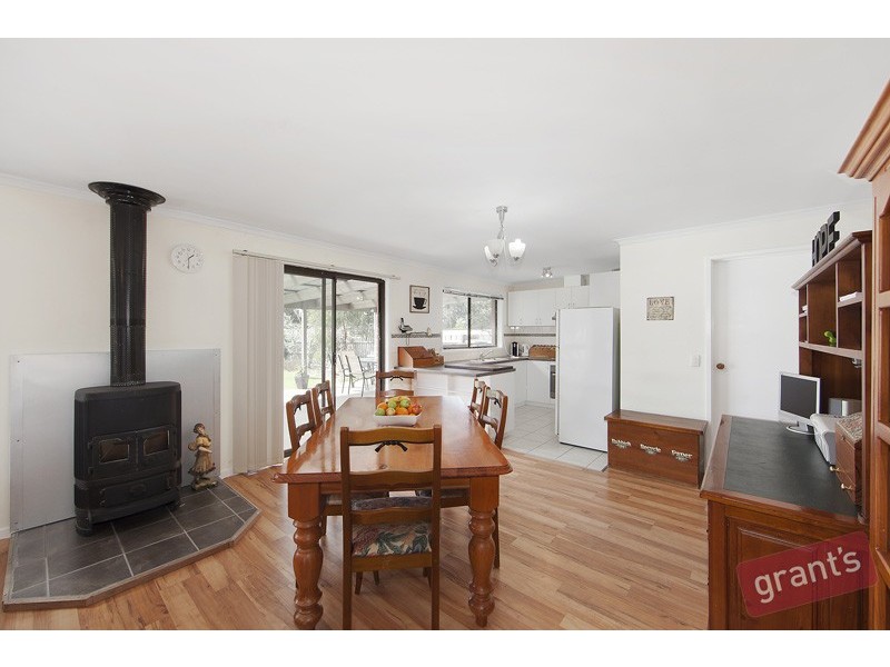 14 Nandina Road, Narre Warren VIC 3805