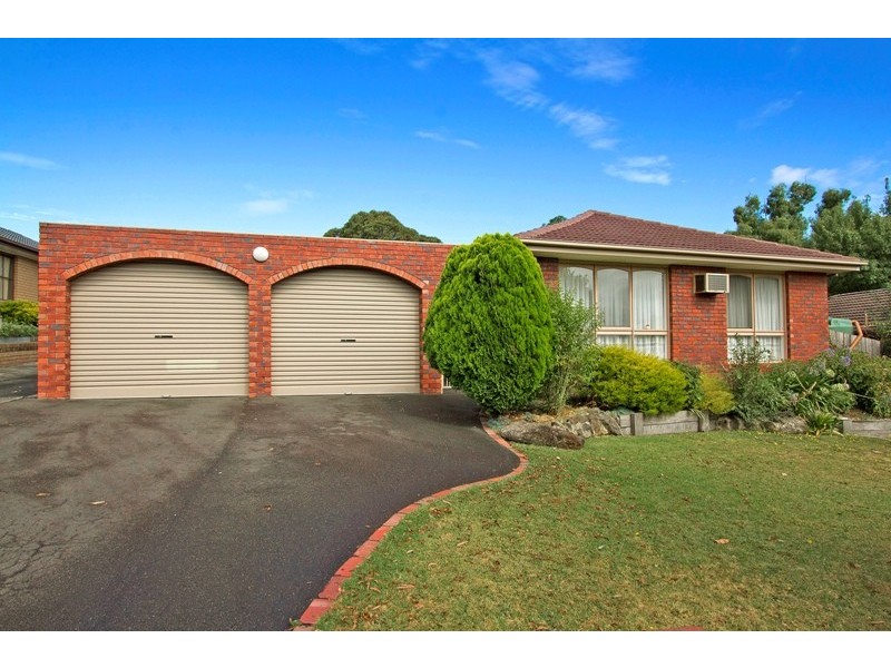 5 Grove End Road, Endeavour Hills VIC 3802