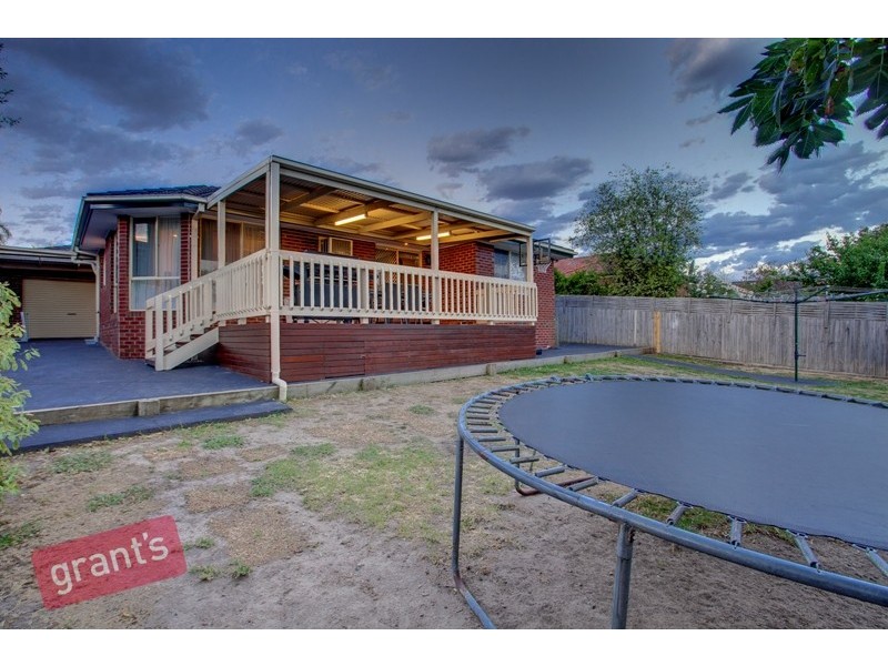 59 Sandalwood Drive, Narre Warren VIC 3805
