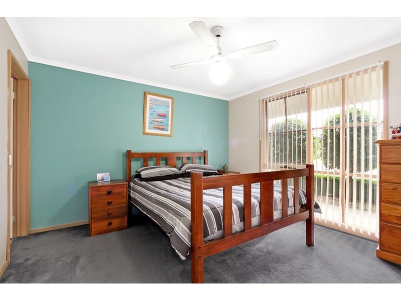 4 Dalbury Place, Narre Warren VIC 3805