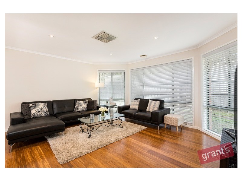 28 Hedgerow Court, Narre Warren South VIC 3805