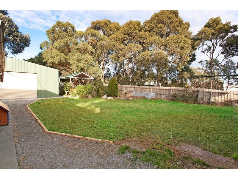 5 Coulson Avenue, Eumemmerring VIC 3177
