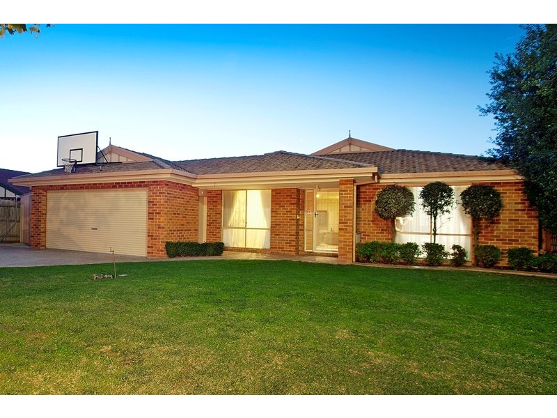 18 Somerset Court, Narre Warren South VIC 3805