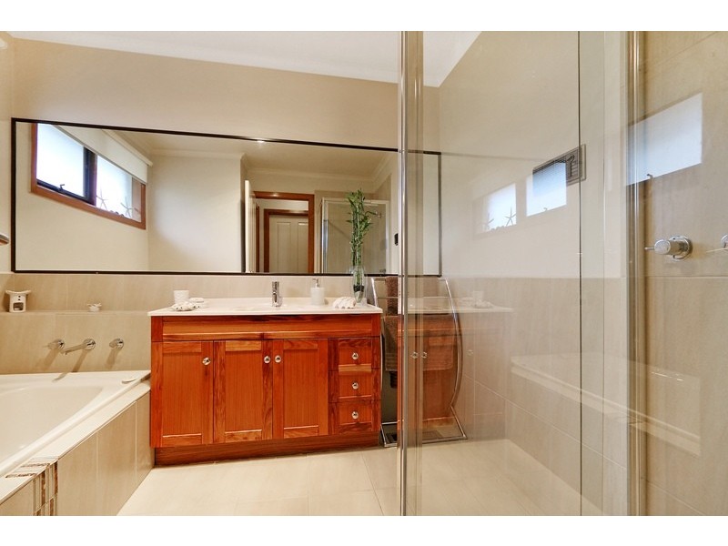 10 Killarney Court, Berwick VIC 3806