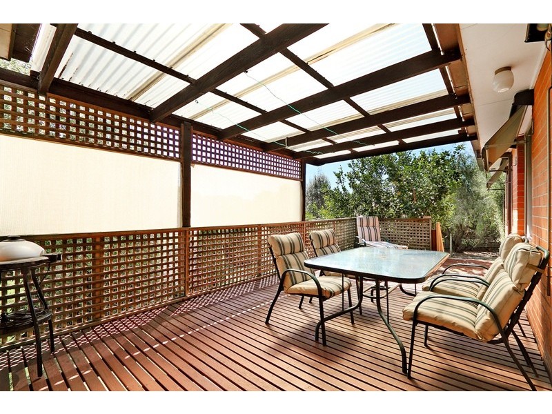 1 Viminalis Court, Endeavour Hills VIC 3802