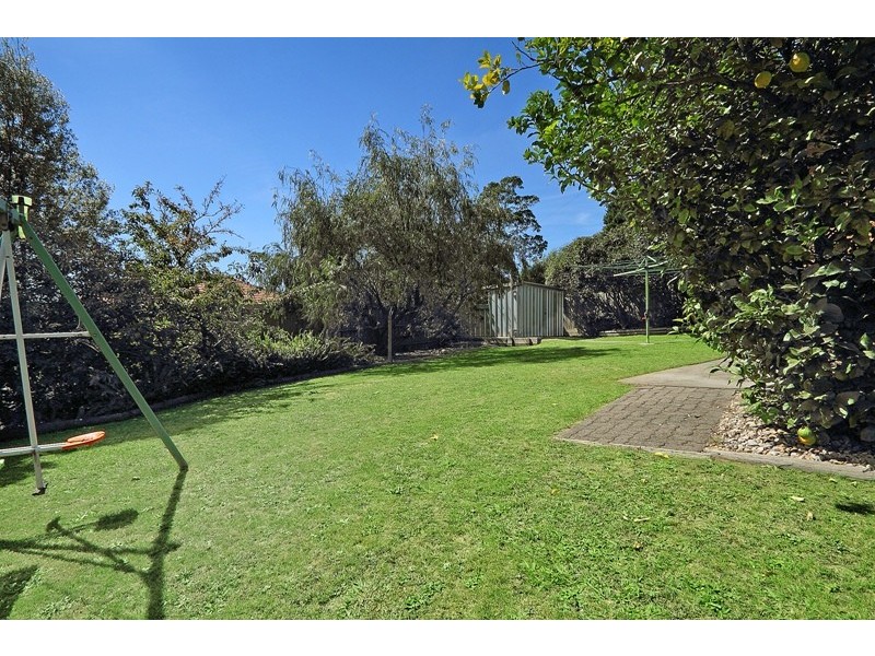 1 Viminalis Court, Endeavour Hills VIC 3802