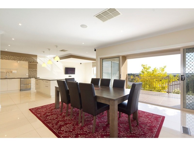 7 The Rise, Narre Warren VIC 3805