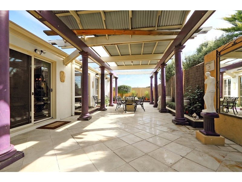 96 Kurrajong Road, Narre Warren VIC 3805