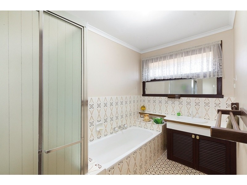 73 Aldridge Street, Endeavour Hills VIC 3802