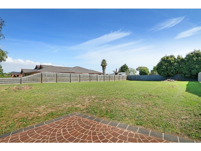 33 Tralee Circuit, Narre Warren VIC 3805