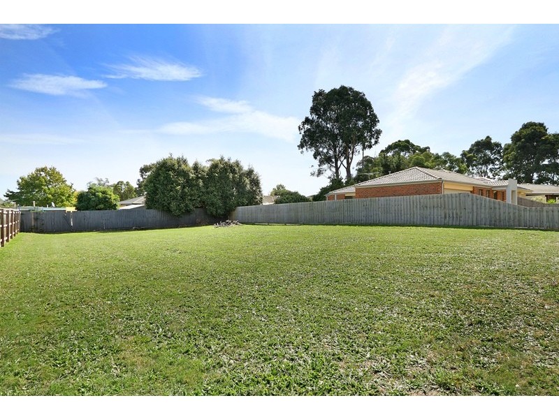 33 Tralee Circuit, Narre Warren VIC 3805
