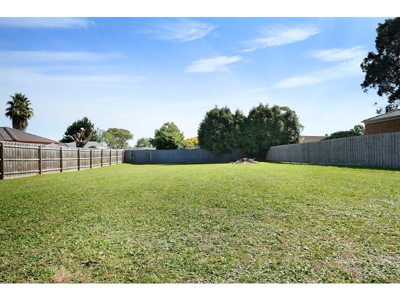 33 Tralee Circuit, Narre Warren VIC 3805