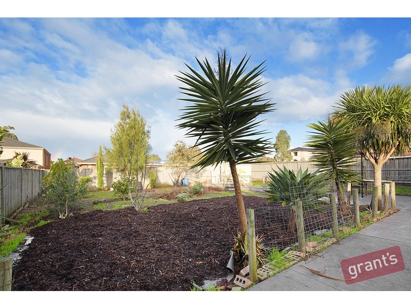 2 Bramble Close, Lyndhurst VIC 3975