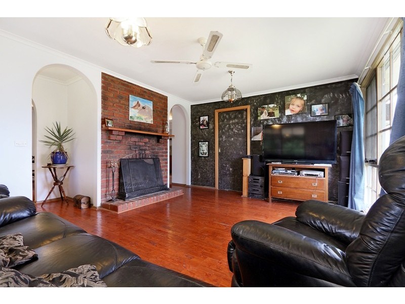 14 Debanne Court, Narre Warren VIC 3805