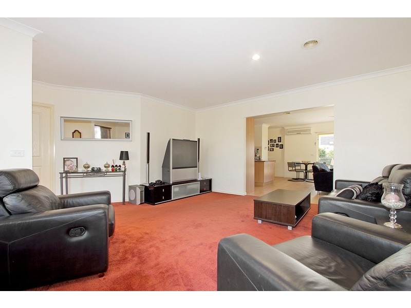 14 Snowgum Court, Narre Warren South VIC 3805