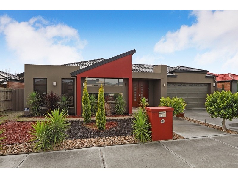 54 Kingdom Drive, Cranbourne VIC 3977