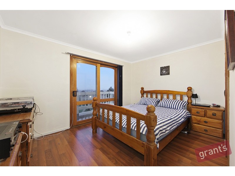 3 Morey Rise, Endeavour Hills VIC 3802
