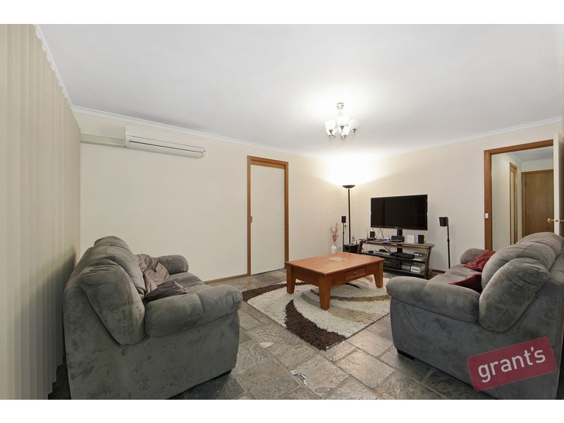 3 Morey Rise, Endeavour Hills VIC 3802