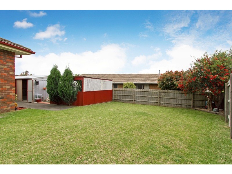 11 Redleap Court, Endeavour Hills VIC 3802