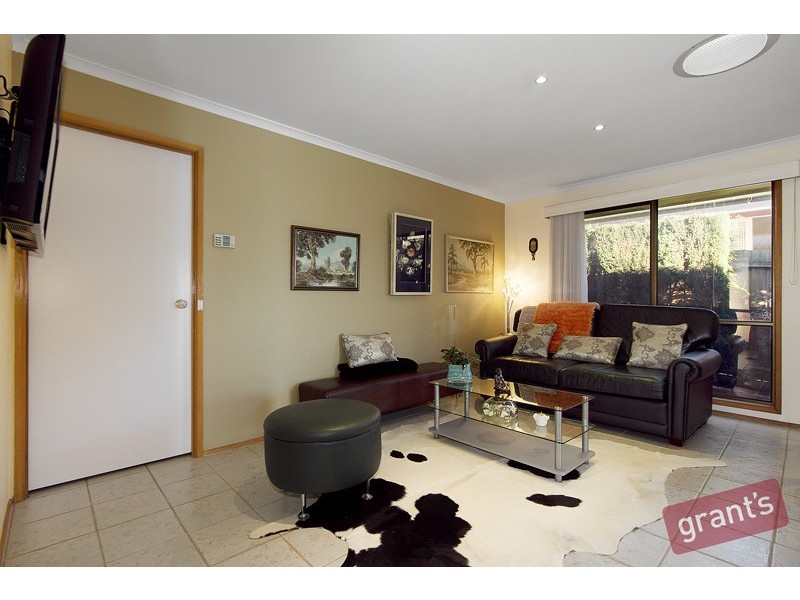 2 Granby Court, Endeavour Hills VIC 3802