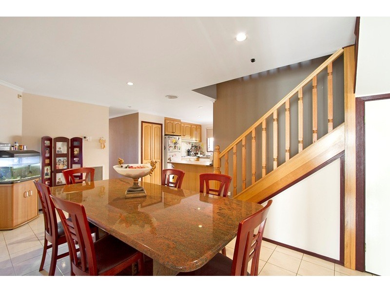 5 Ainsleigh Court, Narre Warren VIC 3805