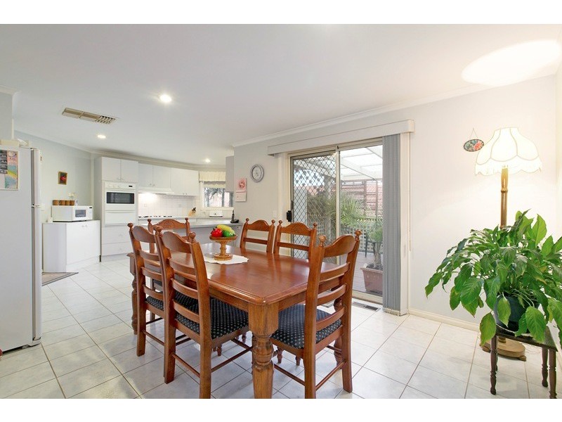 23 Crystal Brook Court, Narre Warren South VIC 3805